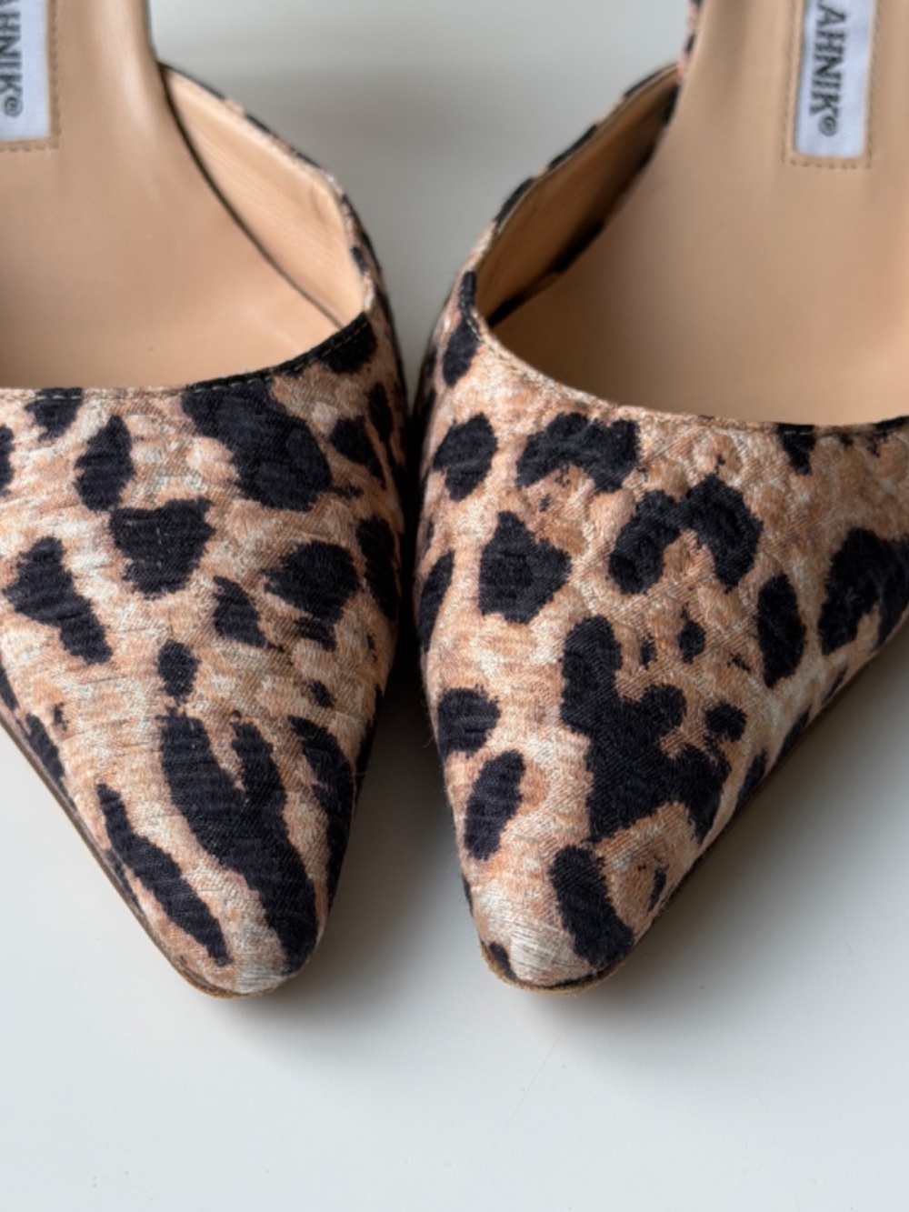 Vintage Manolo Blahnik Leopard Jacquard Carolyne Slingback, IT 39, US 8–8,5 - Picture 5 of 14